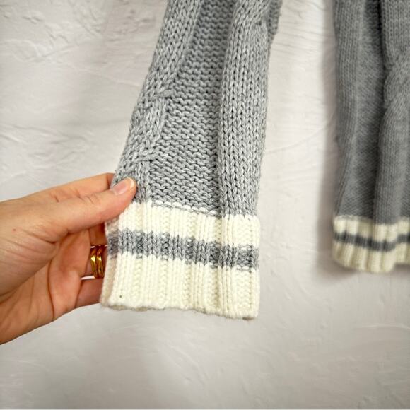 Revolve Superdown Grey Cable Knit Sweater Dress Womens M V Neck Preppy Academia - Picture 4 of 11